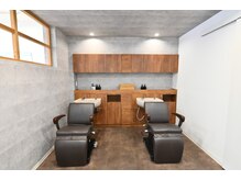 ヘア サロン ヤマシロ(HAIRSALON YAMASHIRO)の雰囲気（【リラックスできるブース】が自慢で皆様をお待ちしております）