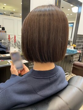 クロエ バイ ラヴィズム 新潟ビルボードプレイス2店(CLOE by LUVISM) ぱつっとボブ