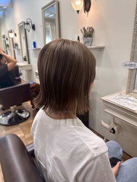 ニュイ 高槻 阪急茨木店(nui) ミディアムヘア/暗めカラー/グランマッシュ/茨木