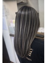 アール ヘアーアンドメイク 妻田店(R Hair&Make)&nbsp;ハイライト+美髪再生型トリートメント
