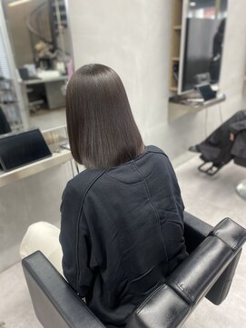 イロハ(IROHA) 【IROHA】アッシュグレージュ