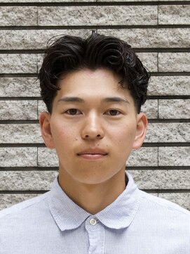 ザバーバー 渋谷(THE BARBER) 短髪フェード+フェザーパーマ