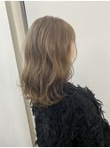 大人ガーリーダークアッシュミディアムレイヤーカットブリーチ