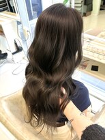 シーナ バイ マグ(siina. by Mag)&nbsp;透明感髪質改善ダークグレージュカラー秋カラーブリーチなし艶髪