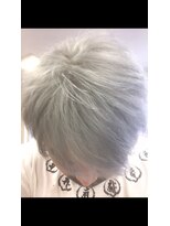 ヘアーサロン シェア(HAIR SALON SHARE) グレーシルバー