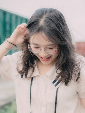 マルカ 調布(marca) 大人ガーリーウェーブ×小顔バング