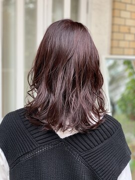 イイナヘアガレージ(117) 【117hairgarage】似合わせカットくびれヘア_カシスカラー