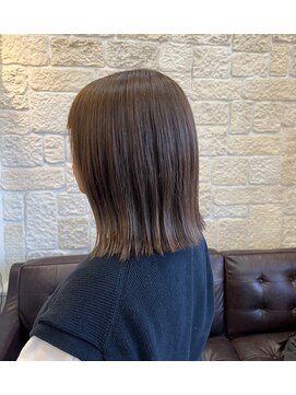 ヴァン カウンシル 川口店(VAN COUNCIL) 切りっぱなしロブヘア