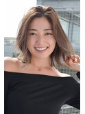 ミディアムレイヤースタイル