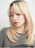 ★レイヤーカット/フェザーバング/ハイトーンカラー［新宿駅］