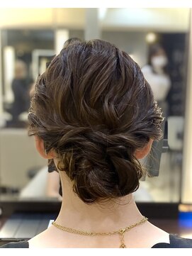 ルーウィン(LE WIN) ヘアセット/シニヨン