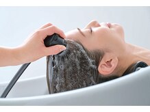 スソル(SUSOL)の雰囲気（頭皮に蓄積した汚れを取り髪に艶を出す活泡泉は全員サービス♪）