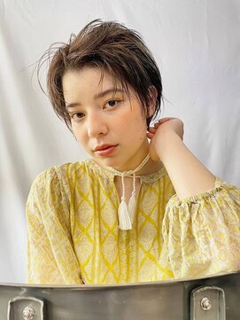 ソヨン 豊田市駅店(SOYON) 20代30代40代センターパート×フレンチショート３