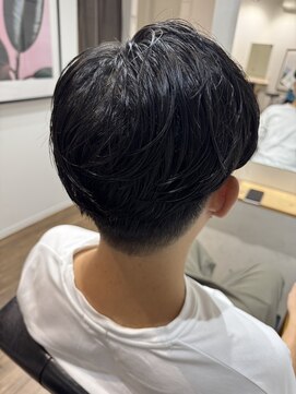 ジェコ(gecko) [ gecko. 佐藤希美　韓国風ナチュラルパーマ ]