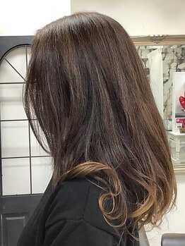 スワロ(SWARO)の写真/【西大路３分】オーガニックカラーヴィラロドラ取扱店☆92%天然由来のオーガニックカラー*髪や頭皮に優しい