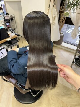 ボタニウム バイ アールサロン(BOTANIUM by RrSALON) 高校生も艶髪に！髪質改善トリートメント♪