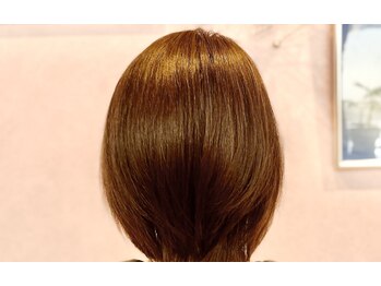 ＨＡＩＲ　ＳＡＬＯＮ　ＭＩＮＡ【ミーナ】 ～Lapis Lazuli Earth～