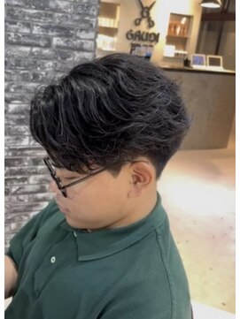 ステラ(STELLA) メンズパーマ/メンズカット/眉毛サロン/フェザーパーマ