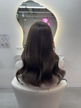 ラビス 池袋(Lovis) 暗めカラー/デザインカラー/フェイスフレーミング