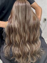 メリー オオサカ(Merly Osaka)&nbsp;ハイライト/似合わせカット