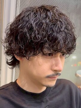 フィフス 天神大名(fifth) 天神大名メンズパーマ波巻きパーマプードルパーマッシュウルフ