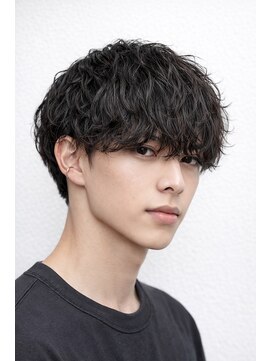 波巻きシャドウパーマ　メンズマッシュ