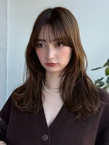 ワン 横浜(ONE005)&nbsp;オリーブベージュ/ウェットヘア /レイヤーカット/横浜