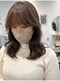 【MOMONE】ミディアムレイヤーベージュワイドバングマスク似合う