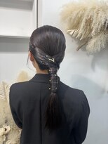 アオ(AO。)&nbsp;編み下ろしアレンジ/タイトヘアアレンジ/結婚式お呼ばれヘア