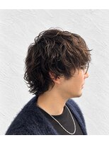 カスミ 霞(KASUMI)&nbsp;無造作なウェーブウルフ。　20代/パーマ/無造作/ウルフ
