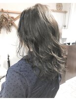 ヘアーアンドアトリエ マール(Hair&Atelier Marl)&nbsp;【Marl】ブルージュカラーの無造作セミディ♪