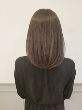 グランシュ 青葉台店(GranCieux) 艶ミディアムレイヤーボブ☆５月