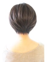 レウナ 外苑前(Reuna)&nbsp;30代、40代人気 黒髪でも可愛く頭の形を綺麗に見せるショート