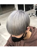 ホワイトシルバー×メンズマッシュ