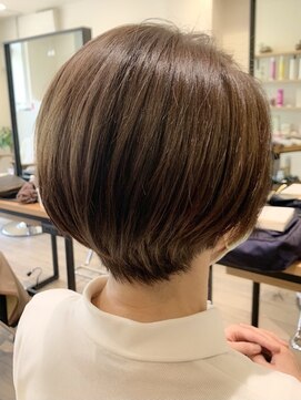 アイ(I.) 【I.】40代50代上品つやショートカット　川口