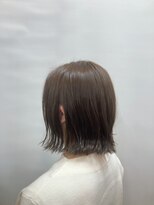 ヘア プロデュース アイモ(Hair Produce Aimo)&nbsp;ペールベージュの切りっぱなし外はねボブ☆