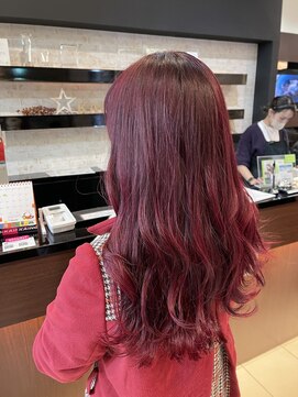 カミエ(kamie) ◎レッドピンク 濃いめ ブリーチあり 神戸 三宮