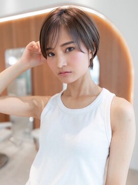 イオ 本厚木(io) 大人かわいいショートナチュラルカラー似合わせカット小顔