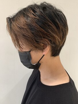 アッシュ 千歳烏山店(Ash) ガイルヘア 韓国 サイドパート ハンサムショート 千歳烏山