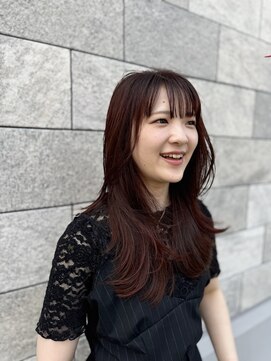 クス(KUsU) レッドブラウン×レイヤーカット