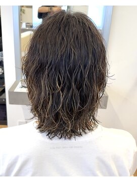 ビカム 名駅(become) メンズボブパーマ 緩め波巻きパーマ ロング ロン毛男子