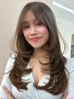 ヨロ 小岩(YOLO)&nbsp;ハイライトレイヤーカットダブルカラーイルミナカラー縮毛矯正