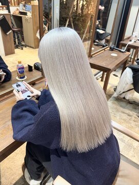 デイズ セカンド バイ エイト(DAYS 2nd by EIGHT) white beige