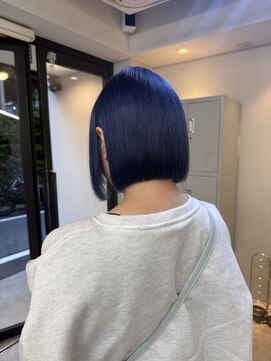 グロウ 渋谷(grow) 深みのあるblue ×ぱつっと bob