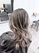 アンダーバーホワイト 広島 並木店(_WHITE)&nbsp;広島バレイヤージュ/ハイライト/ブリーチダブルカラー