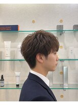 ビーシャイン(B-SHINE)&nbsp;メンズパーマ/メンズカット/シェービング/眉毛/メンズサロン