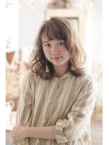 キミ(kimi)&nbsp;【ｋｉｍｉ】ハイライトグレージュ＆くせ毛風カールウェーブ