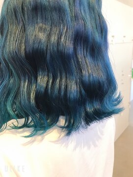 アンナ ヘアアンドアイズ(AnNa hair&eyes) 韓国風ブルージュボブ
