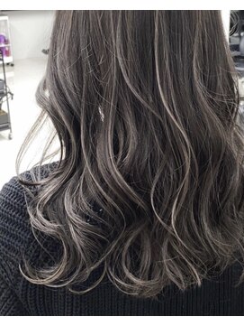 アライブ キチジョウジ(ALIVE Kichijoji) 【ALIVE吉祥寺】ハイライトカラーホワイトアッシュ