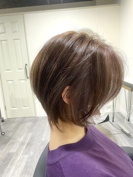 アンプヘアー 二条店(unpeu hair) 大人ショート/インナーカラー/ハイライト/白髪ぼかし/京都/二条